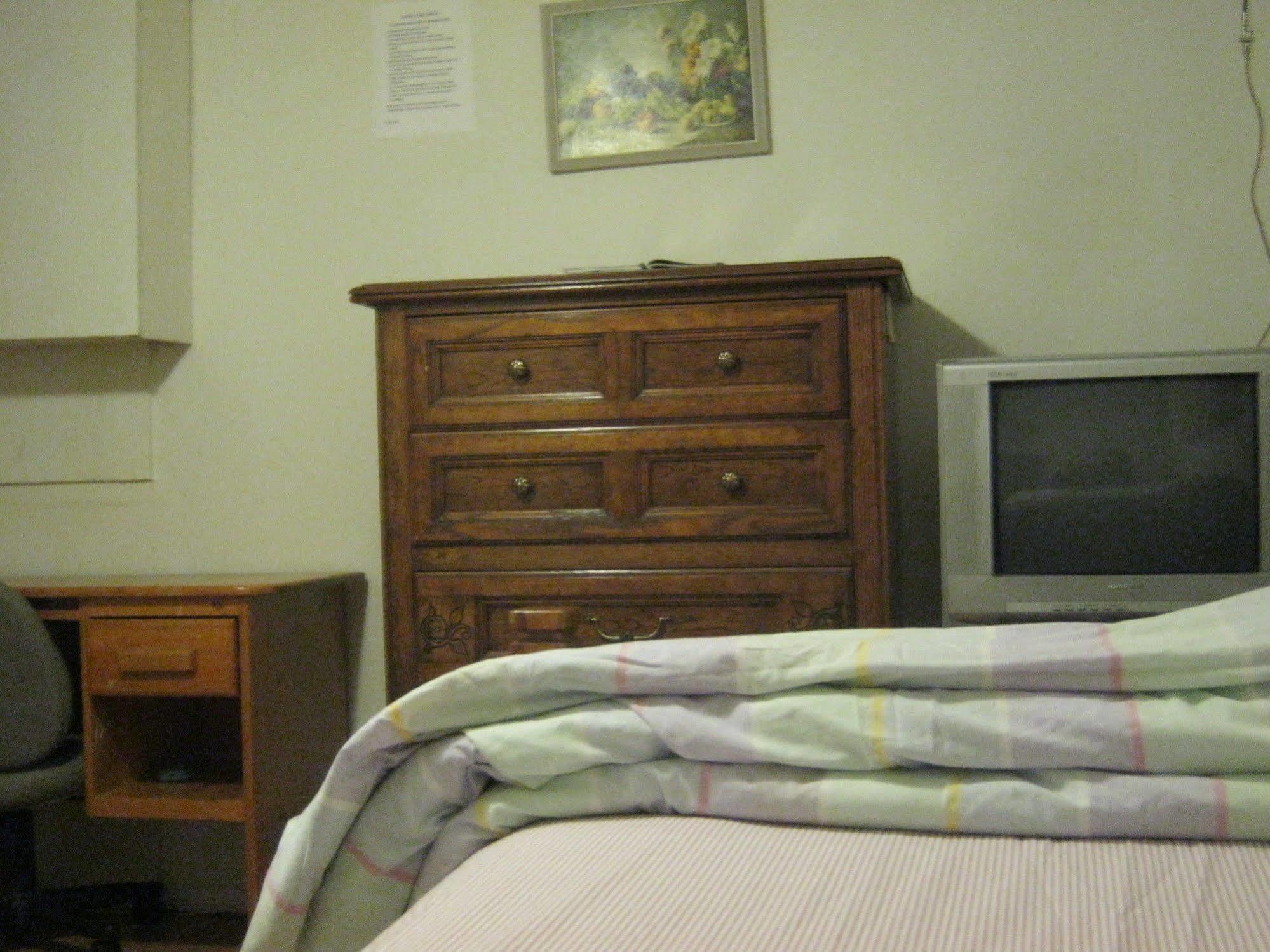 Kelowna Okanagan Lake Hostel Exteriör bild